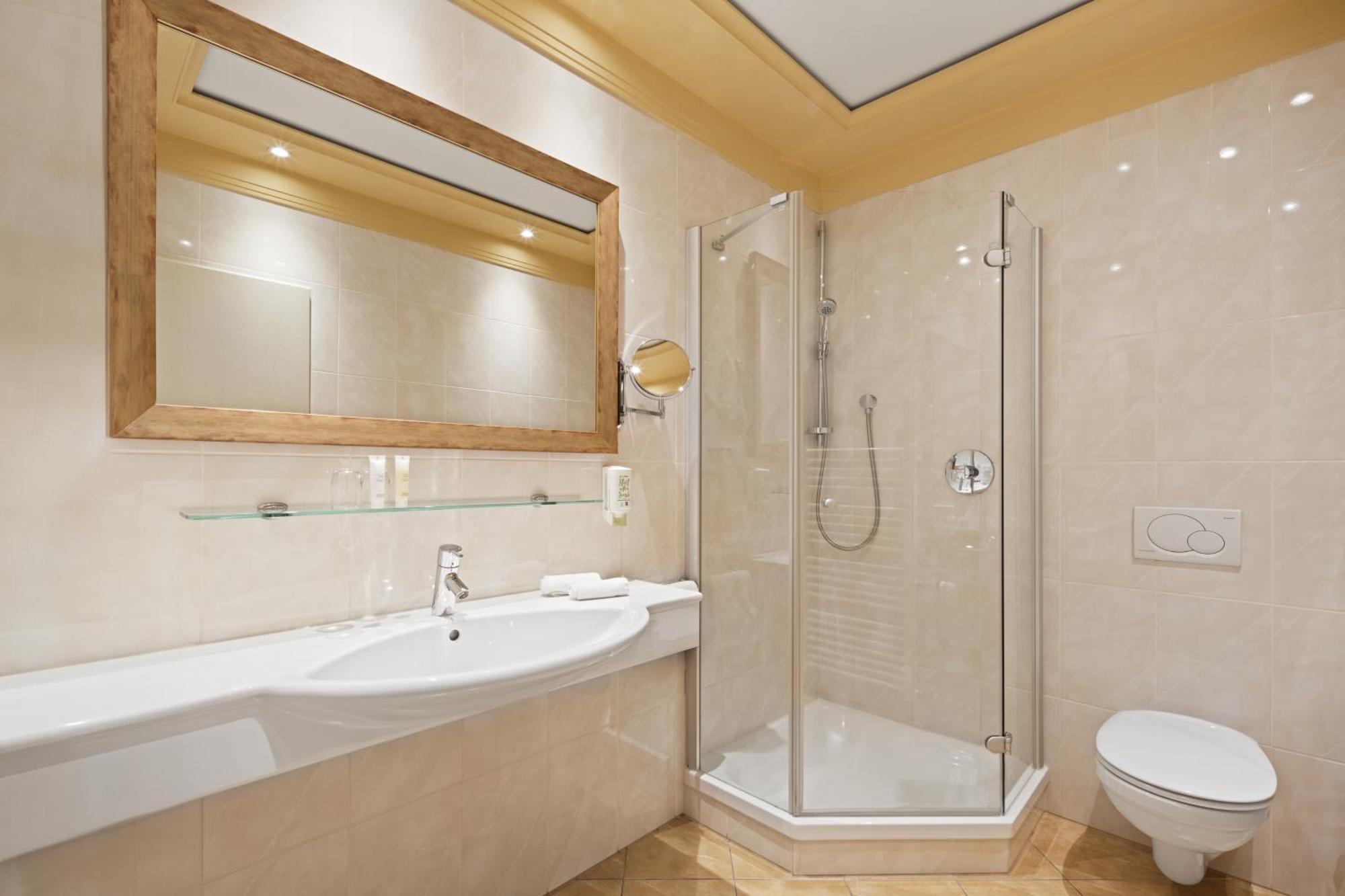 Hotel Dreifluessehof Gaestehaus Passau Exteriör bild